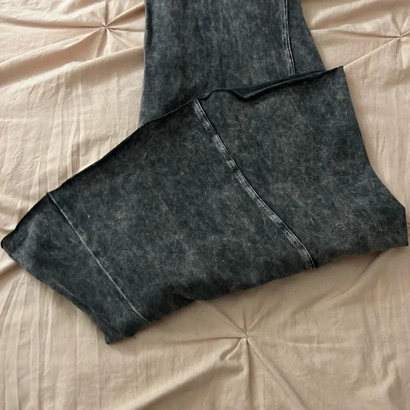 Hard Tail Forever Mineral Acid Wash Hippie Chick Flare Bell Bottom Leggings - Picture 9 of 12